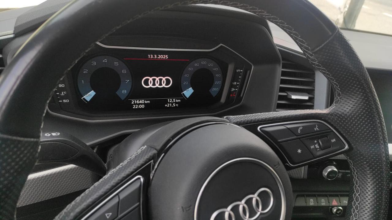 AUDI A1 1.0 TFSI 95CV BENZINA MANAULE S LINE