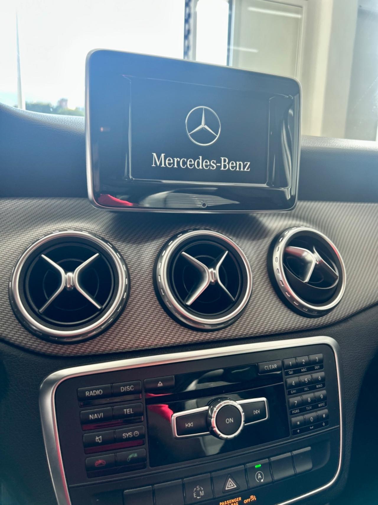 Mercedes-benz GLA 200 d Sport FINANZIABILE