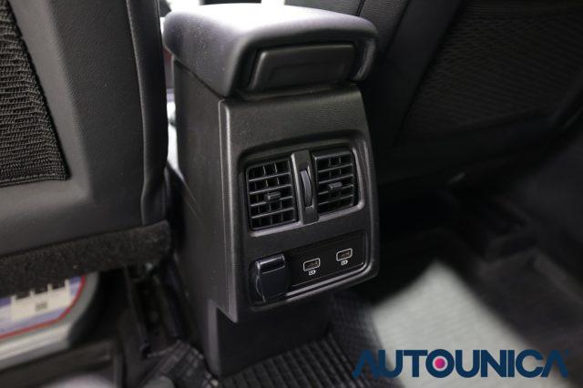 RENAULT Captur TCE 100 CV GPL TECHNO FARI LED NEOPATENTATI