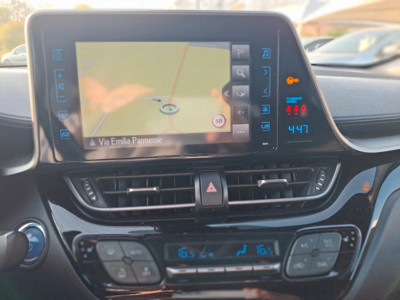 Toyota C-HR 1.8 Hybrid E-CVT Trend