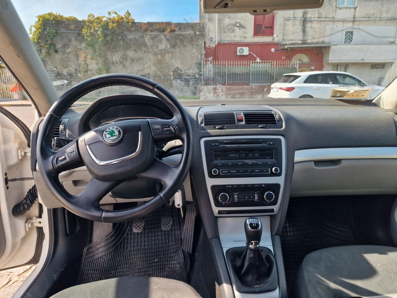 Skoda Octavia 1.6 TDI CR F.AP. Wagon Ambition