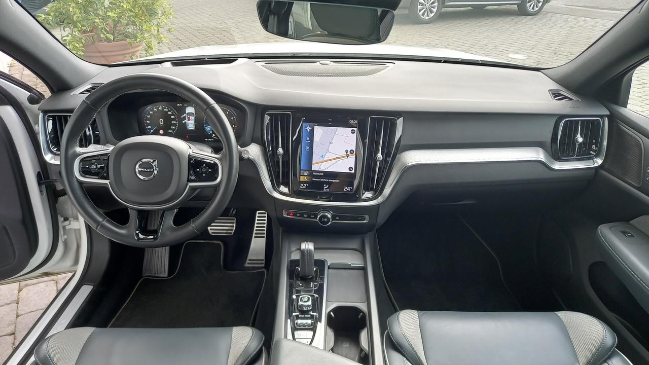 Volvo V60 B3 Geartronic R-design