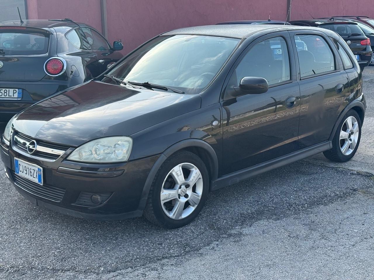 Opel Corsa 1.2i 16V cat 5 porte Club
