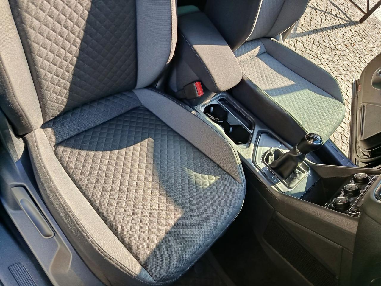 Volkswagen Tiguan Business 1.5 TSI #7809