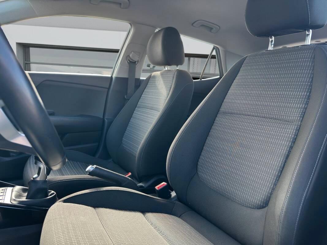 Kia STONIC . ACTIVE BUSINESS CON TELECAMERA E CARPLAY