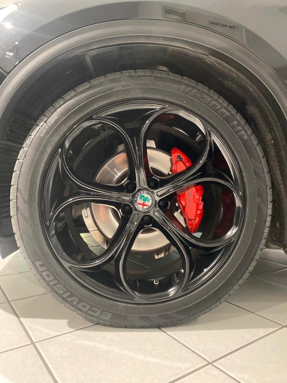 Alfa Romeo Stelvio 2.2 Turbodiesel 190 CV AT8 Q4 Business