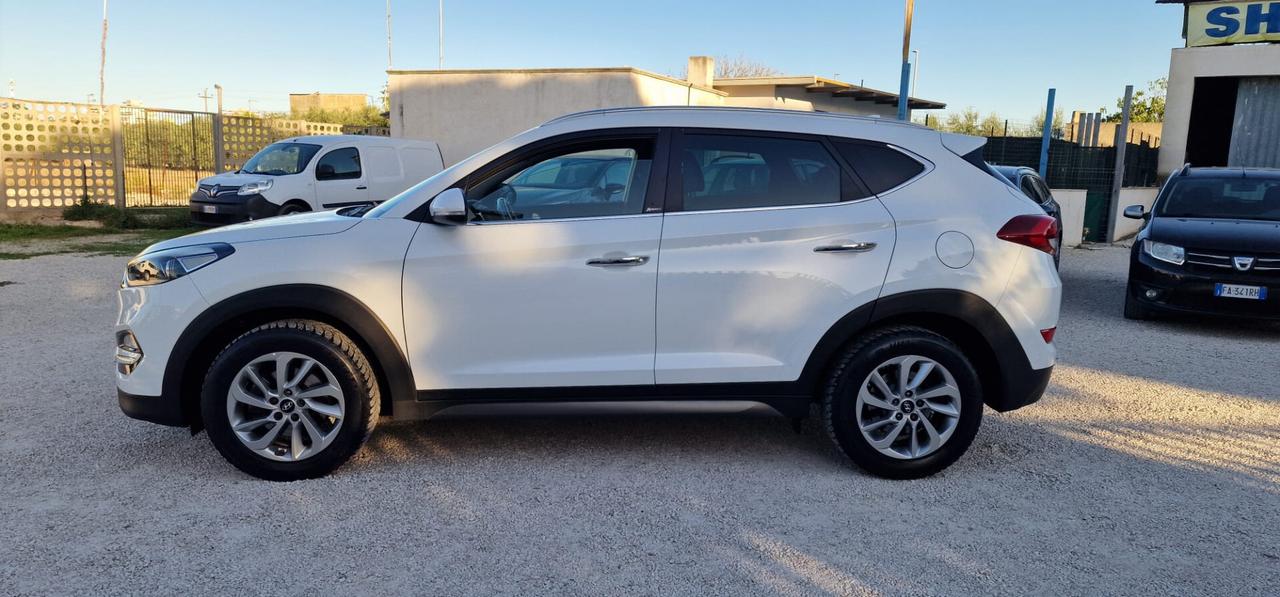 Hyundai Tucson 1.7 CRDi XPossible 2015 PERFETTA