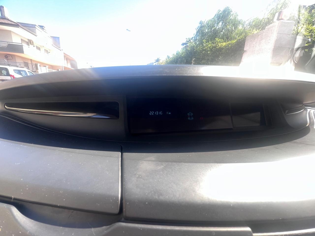 Renault Espace Grand 2.0 dCi 175CV con Gangio traino