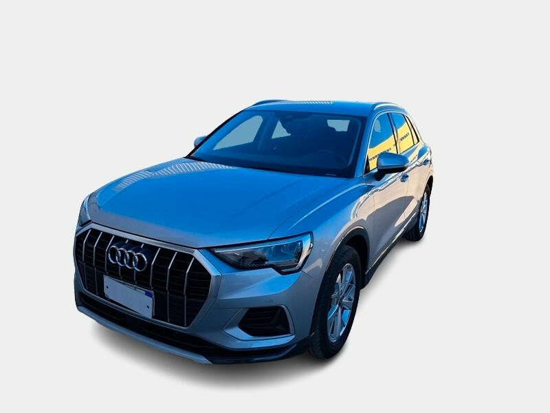 AUDI Q3 35 TDI quattro S tronic Business Advanced
