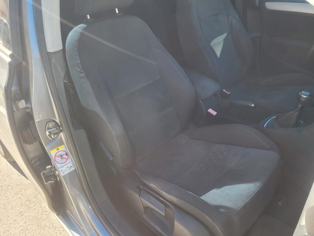 Volkswagen Golf 1.6 TDI 105Cv 5p. Highline