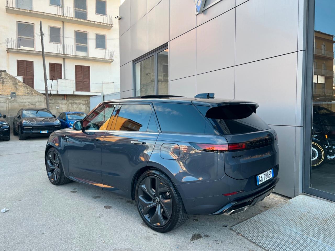 Range Rover Sport 3.0 phev 510cv possibilità noleggio no scoring