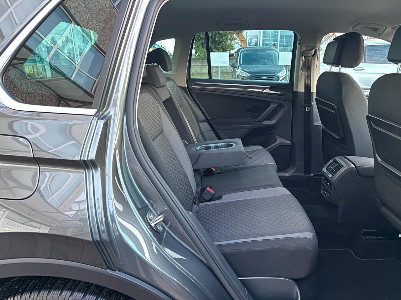 VW TIGUAN 1.6TDI 116CV EURO6D! FARI FULL LED! ACC NAVIGATORE