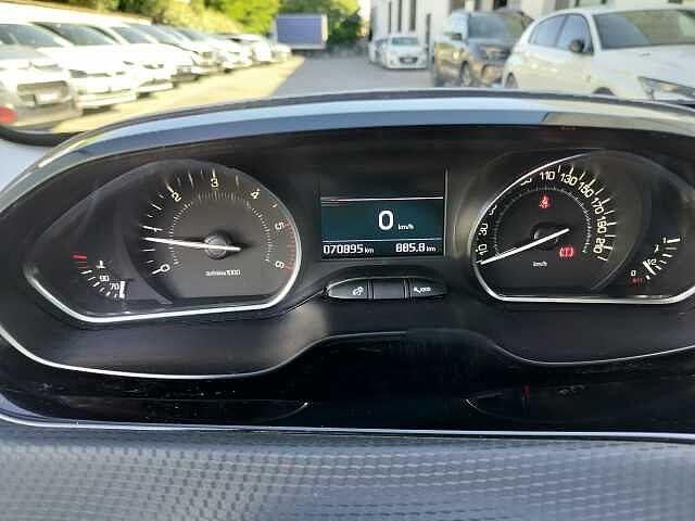 Peugeot 208 BlueHDi 75 5 porte Allure