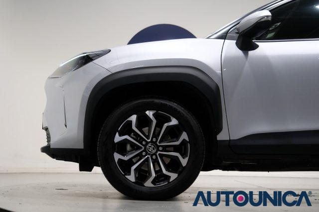 TOYOTA Yaris Cross 1.5 HYBRID 5PORTE E-CVT AWD-I 4x4 TREND FULL LED