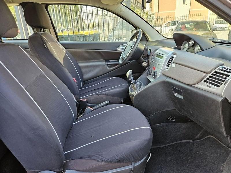 Lancia Ypsilon Ypsilon 1.4 8v Argento ecochic Gpl