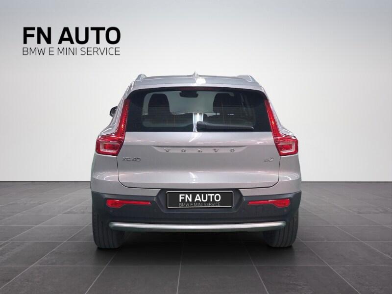 VOLVO XC40 (2017-->) XC40 B3 automatico Core