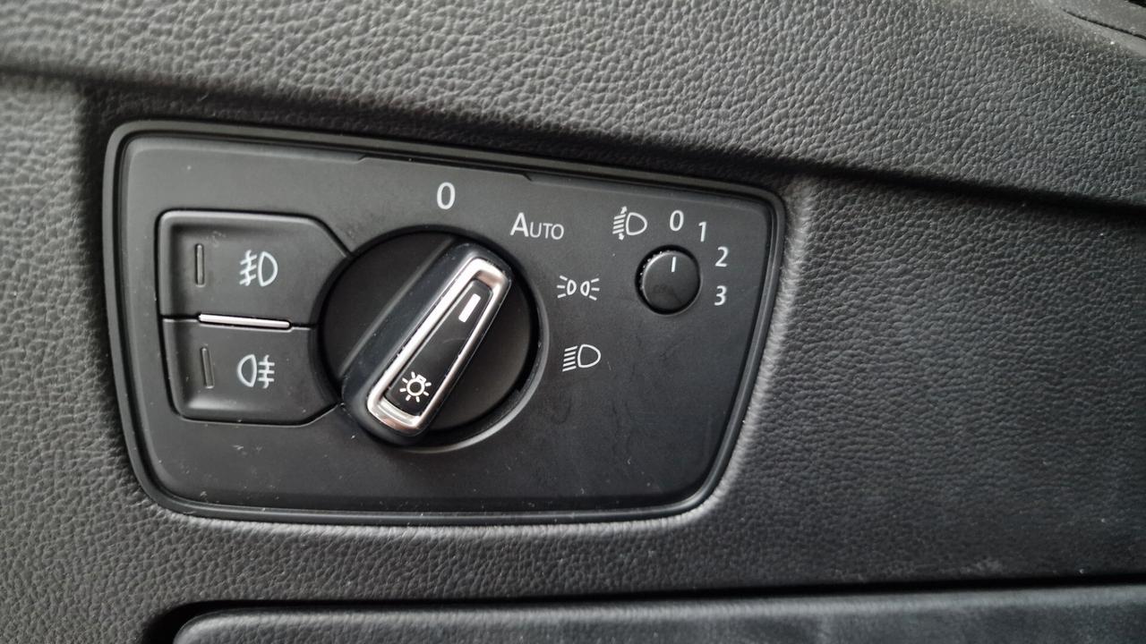 Volkswagen Passat Variant 1.6 TDI DSG Comfortline BlueMotion Tech.