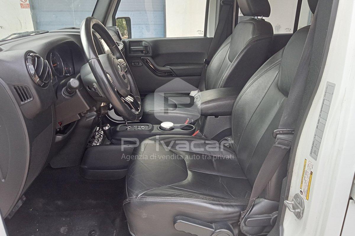 JEEP Wrangler Unlimited 2.8 CRD DPF Sahara Auto
