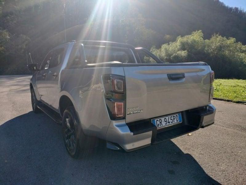 Isuzu D-Max N60 D-Max N60 1.9 Crew Cab FF 4X4 A/T con BullBar, Rollbar e Shutter Lid!!