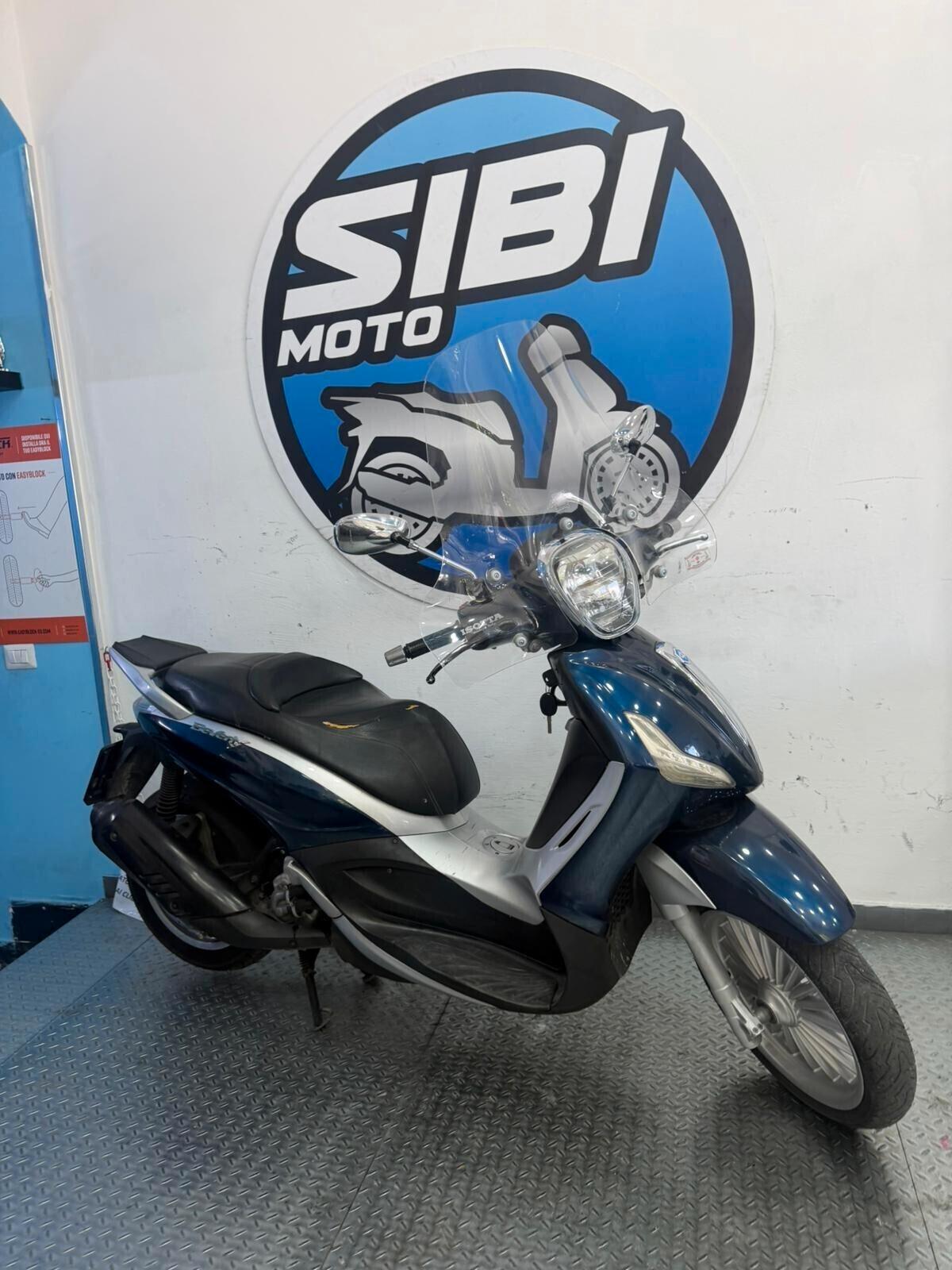 Piaggio Beverly 300