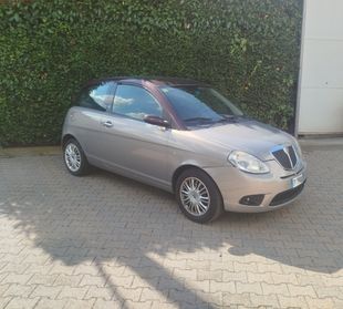 Lancia Ypsilon 1.4 16V MomoDesign