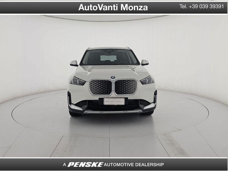 BMW iX1 eDrive 20 X-Line Special Edition