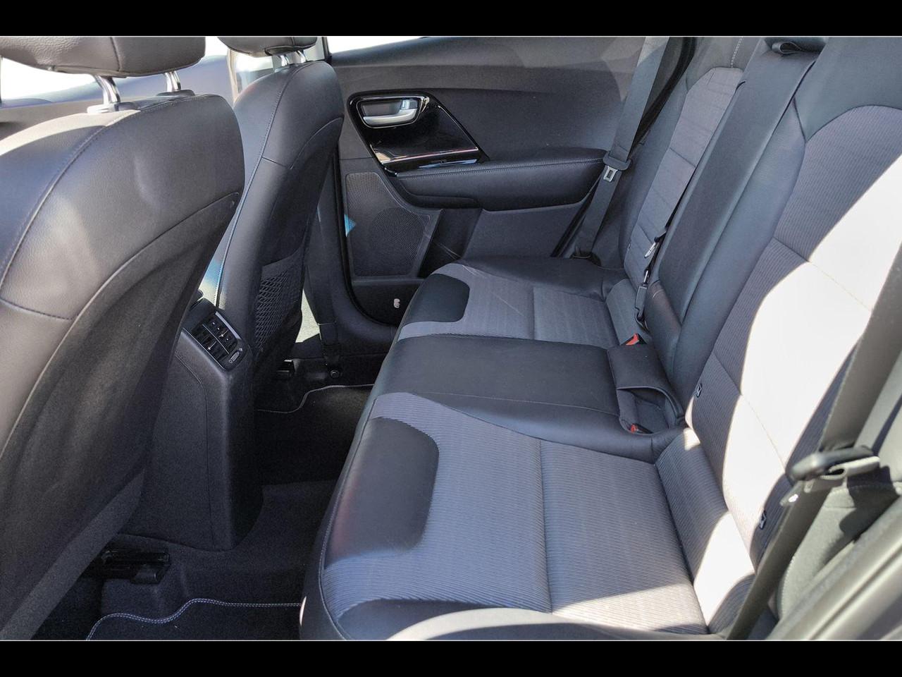 KIA Niro 1.6 gdi hev Energy dct
