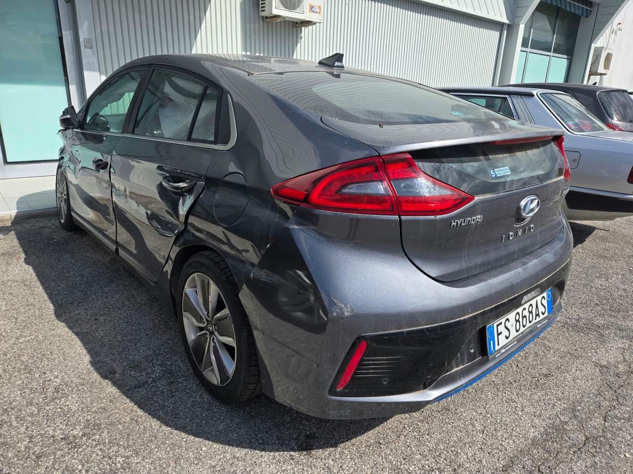 Hyundai Ioniq 1.6 Plug-in Hybrid DCT Style