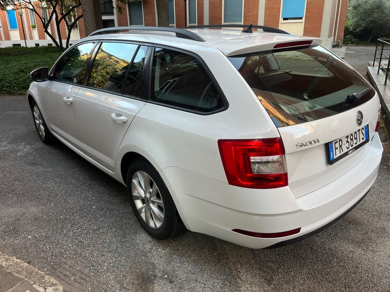 Skoda Octavia 1.4 TSI Wagon Ambition G-Tec