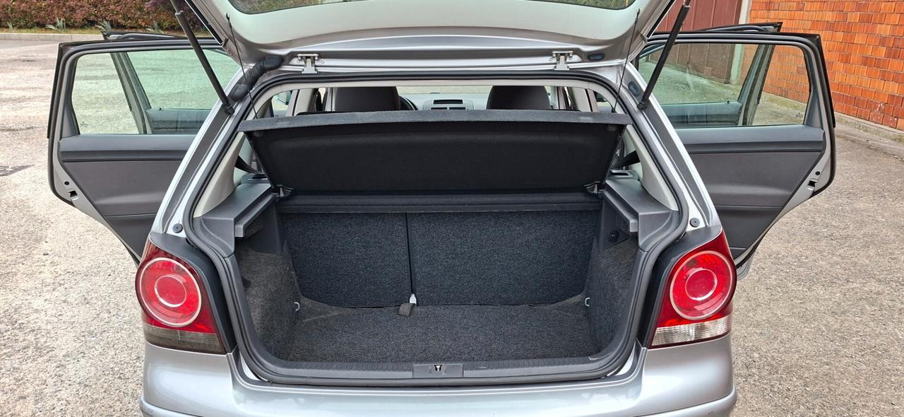 Polo 1.4/80CV 16V 5p. Comfortline X Neopatentati