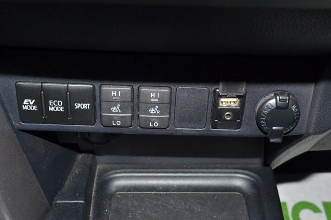 TOYOTA RAV 4 - 2.5 b hybrid lounge