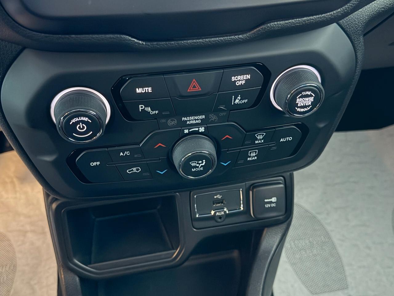 Jeep Renegade 2WD 1.6 M.JET 130 cv. LIMITED