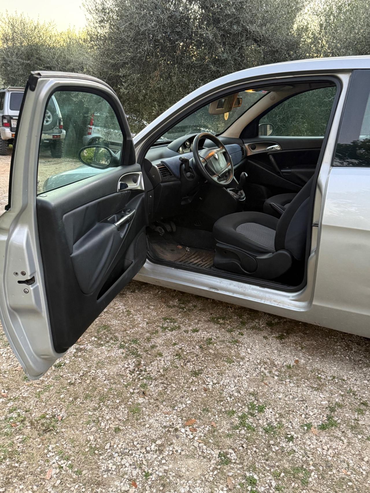 Lancia Ypsilon 1.3 Multijet 16V Argento
