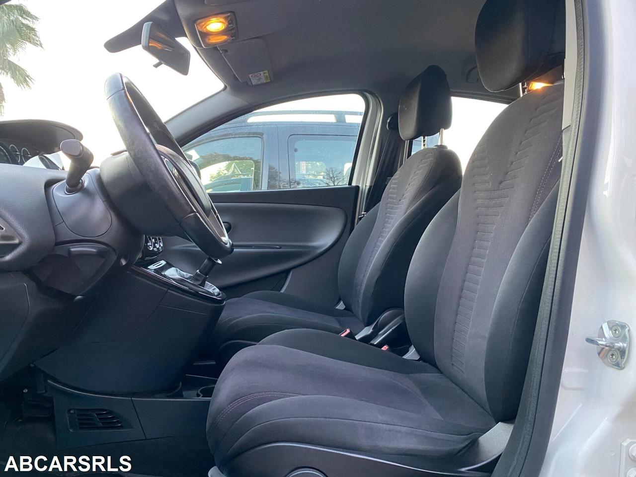 LANCIA - Ypsilon - 1.2 69 CV 5p. Gold - NEOPATENTA