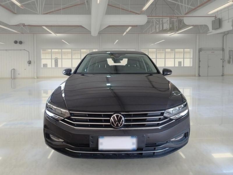 VOLKSWAGEN PASSAT VARIANT 2.0 TDI SCR EVO 90 KW BUSINESS DSG STATION WAGON