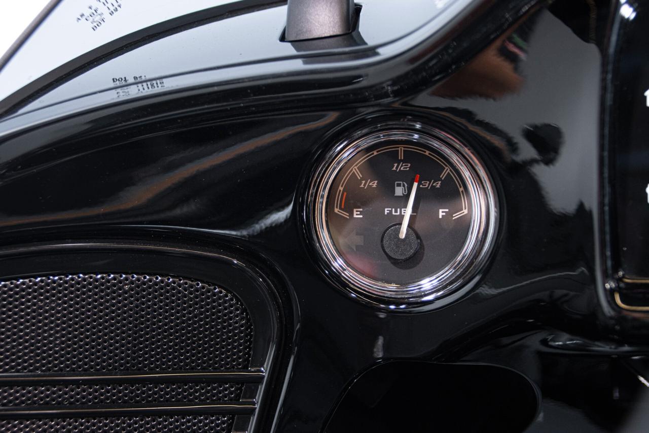 2019 HARLEY DAVIDSON ROAD GLIDE RDS02037