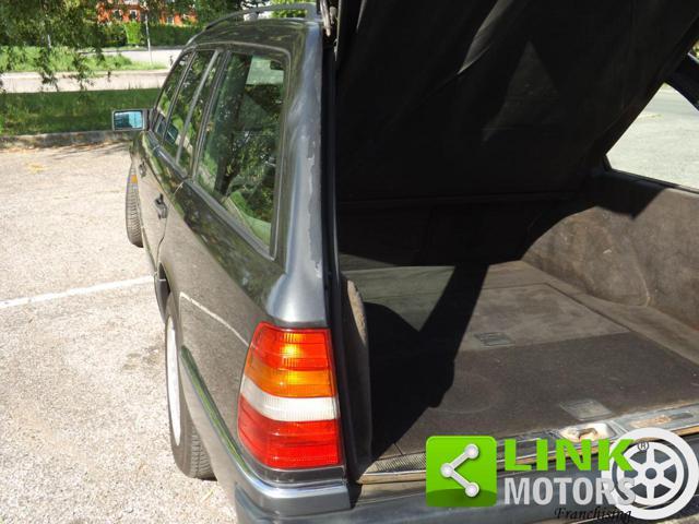 MERCEDES-BENZ 250 TD Turbo in discrete condizioni di carrozzeria