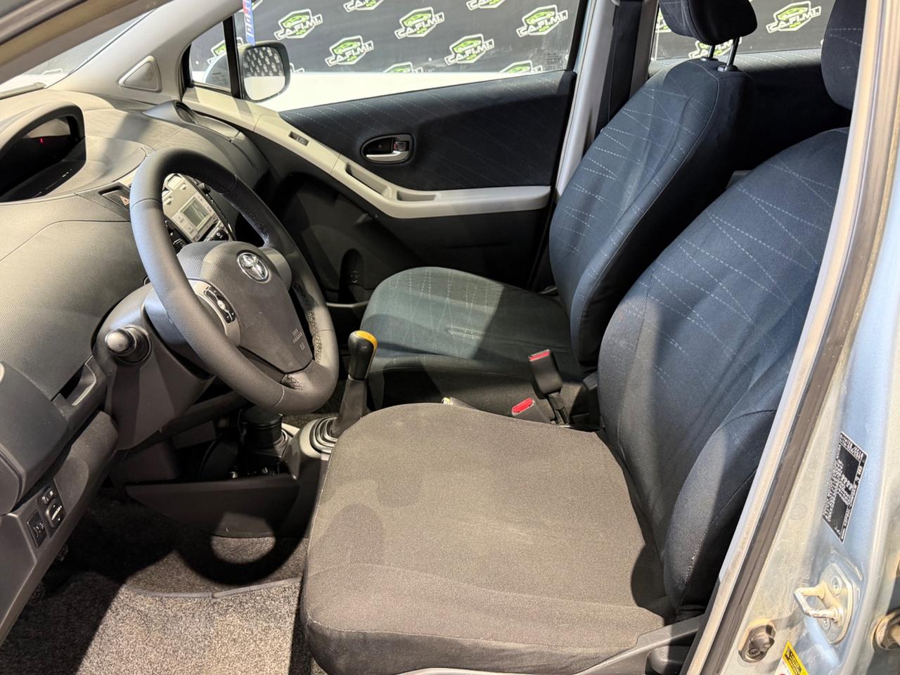 Toyota Yaris - 2007 1.0 BENZINA 69 CV 5 porte