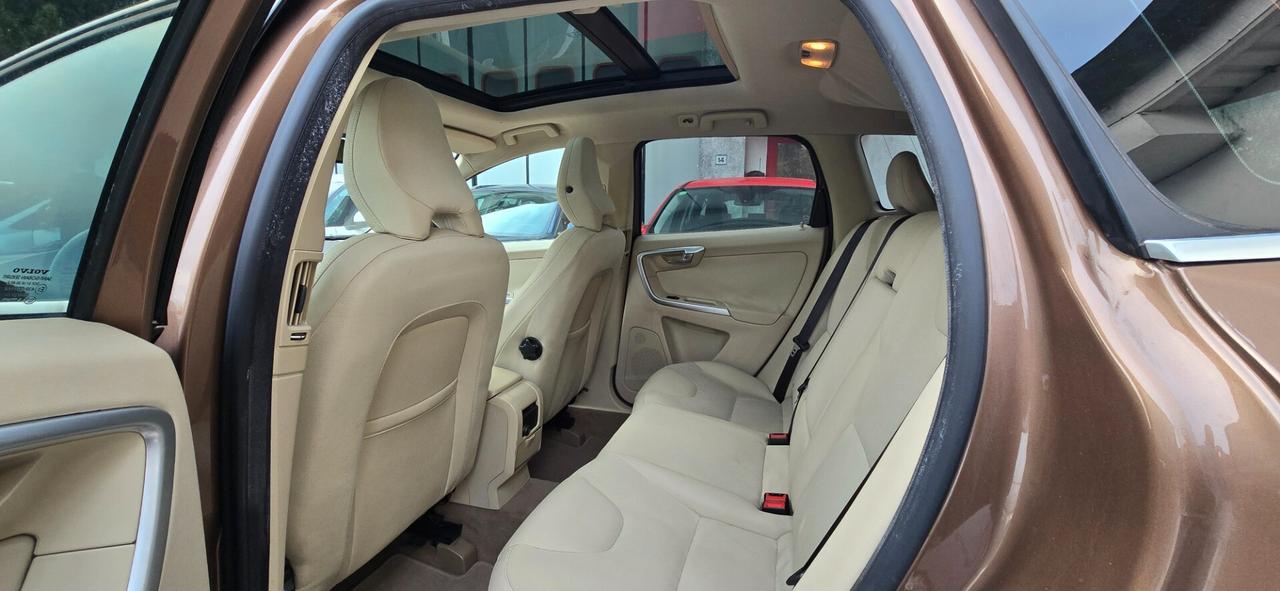 Volvo XC 60 XC60 D5 AWD Kinetic