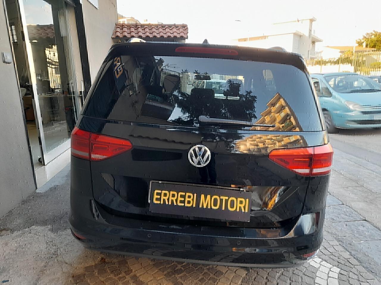 Volkswagen Touran 7 POSTI 2.0 115cv AUTOMATICO