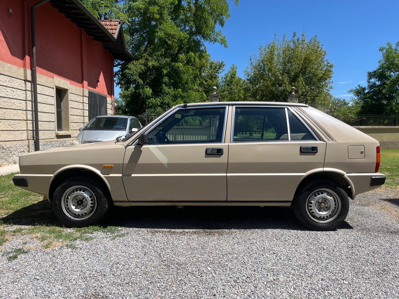 Lancia Delta 1.3