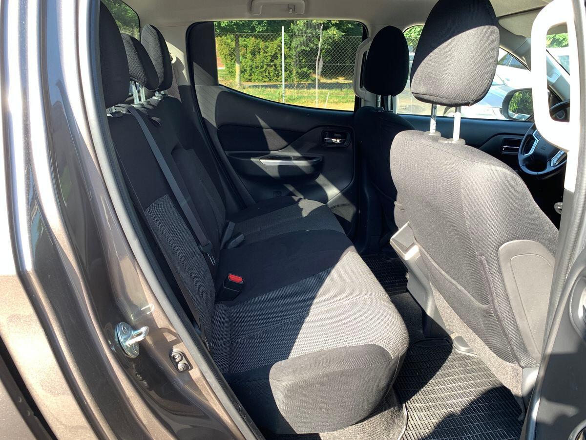 Mitsubishi L200 2.3 D Double Cab 4x4 Easy Select Invite Connect