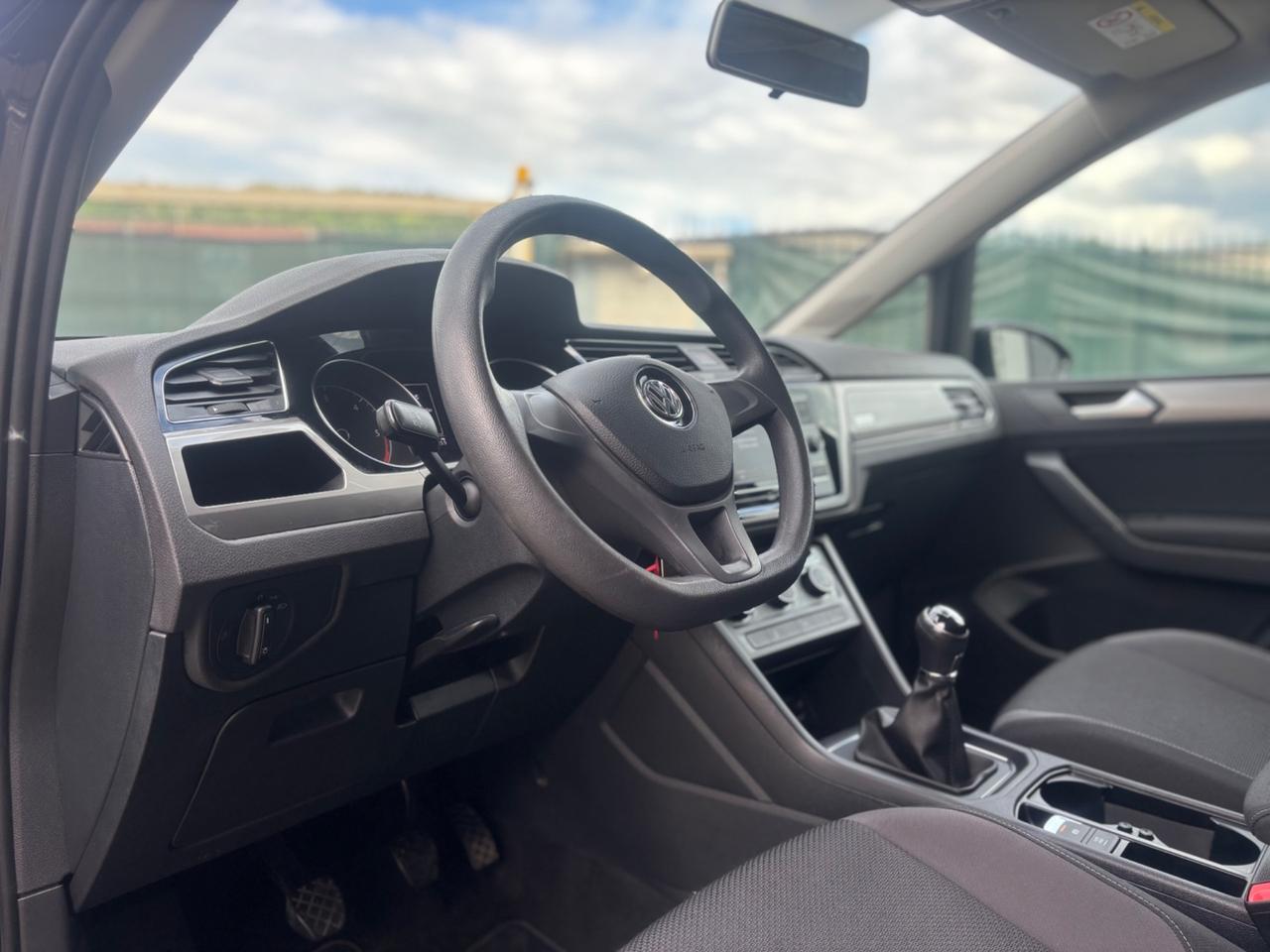 Volkswagen Touran 1.6 TDI 115 CV 7 posti km 180 mil anno 2019 euro 6