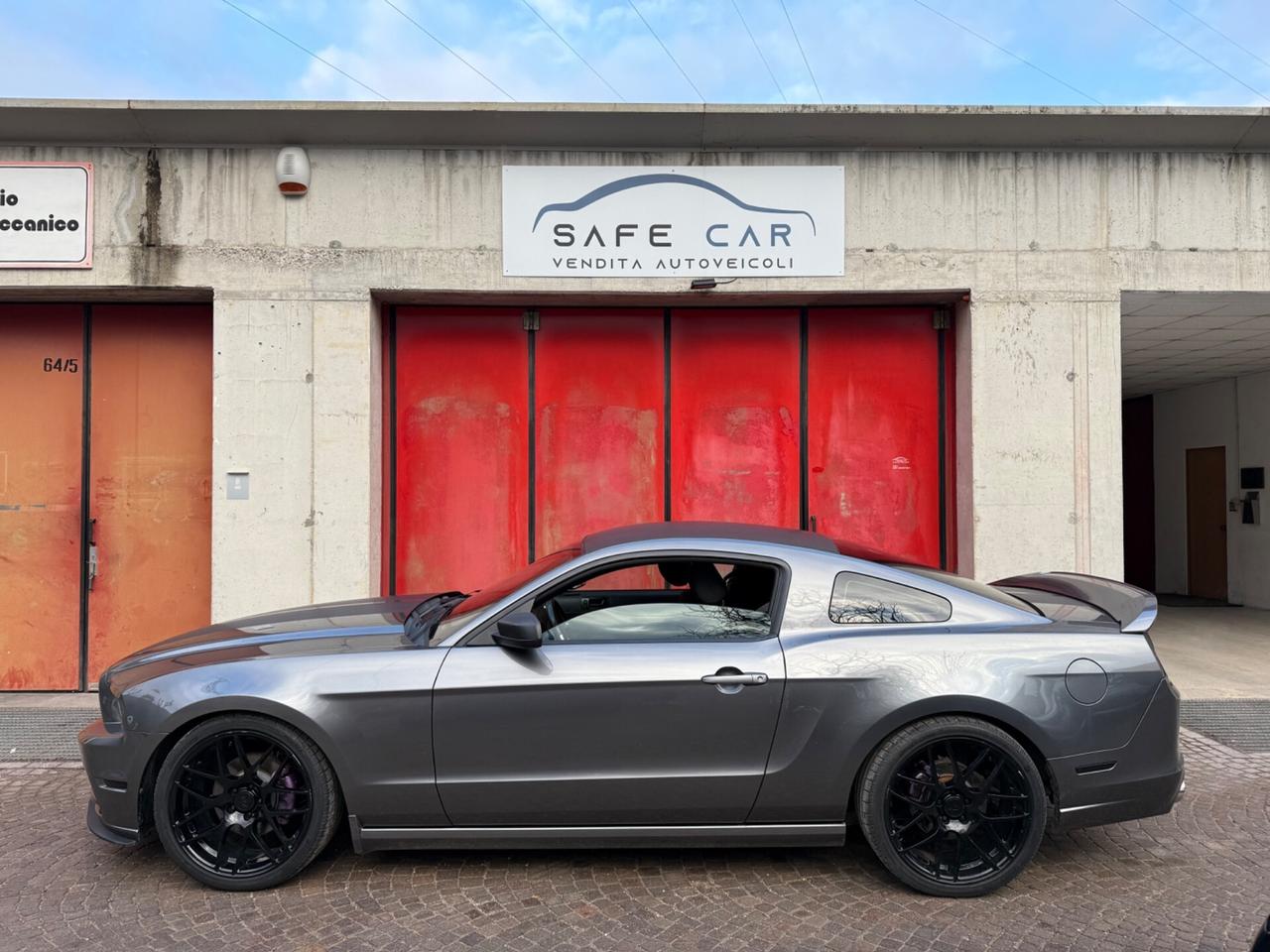 Ford Mustang 3.7