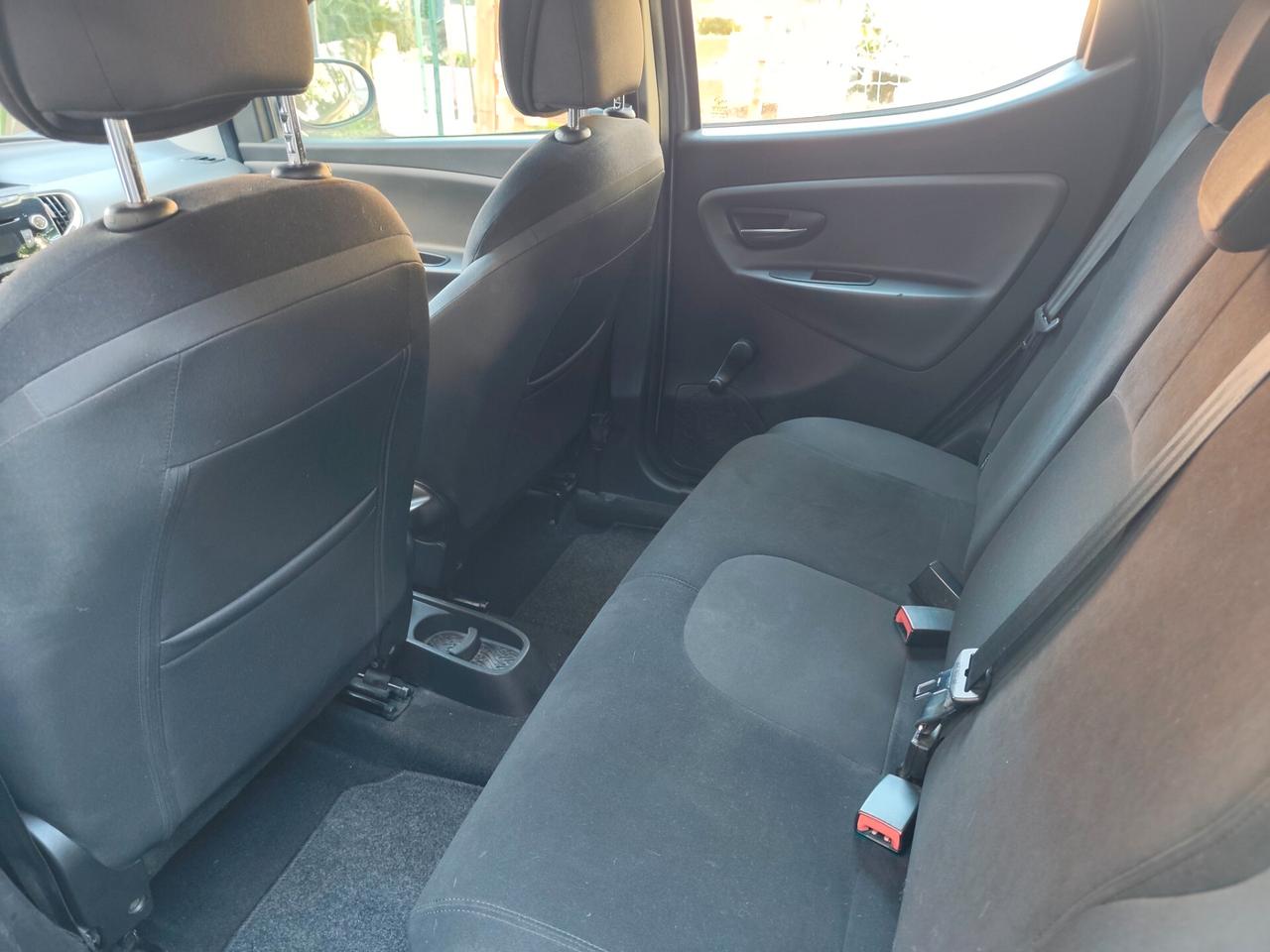 Lancia Ypsilon 1.3 MJT 16V 95 CV 2015