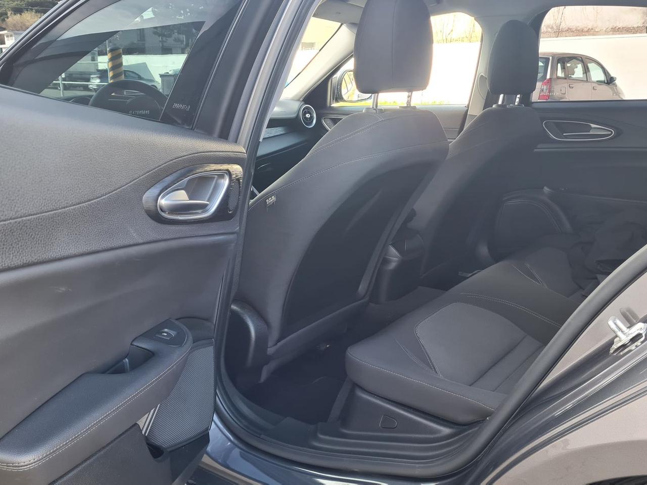 Alfa Romeo Giulia 2.2 Business #8718