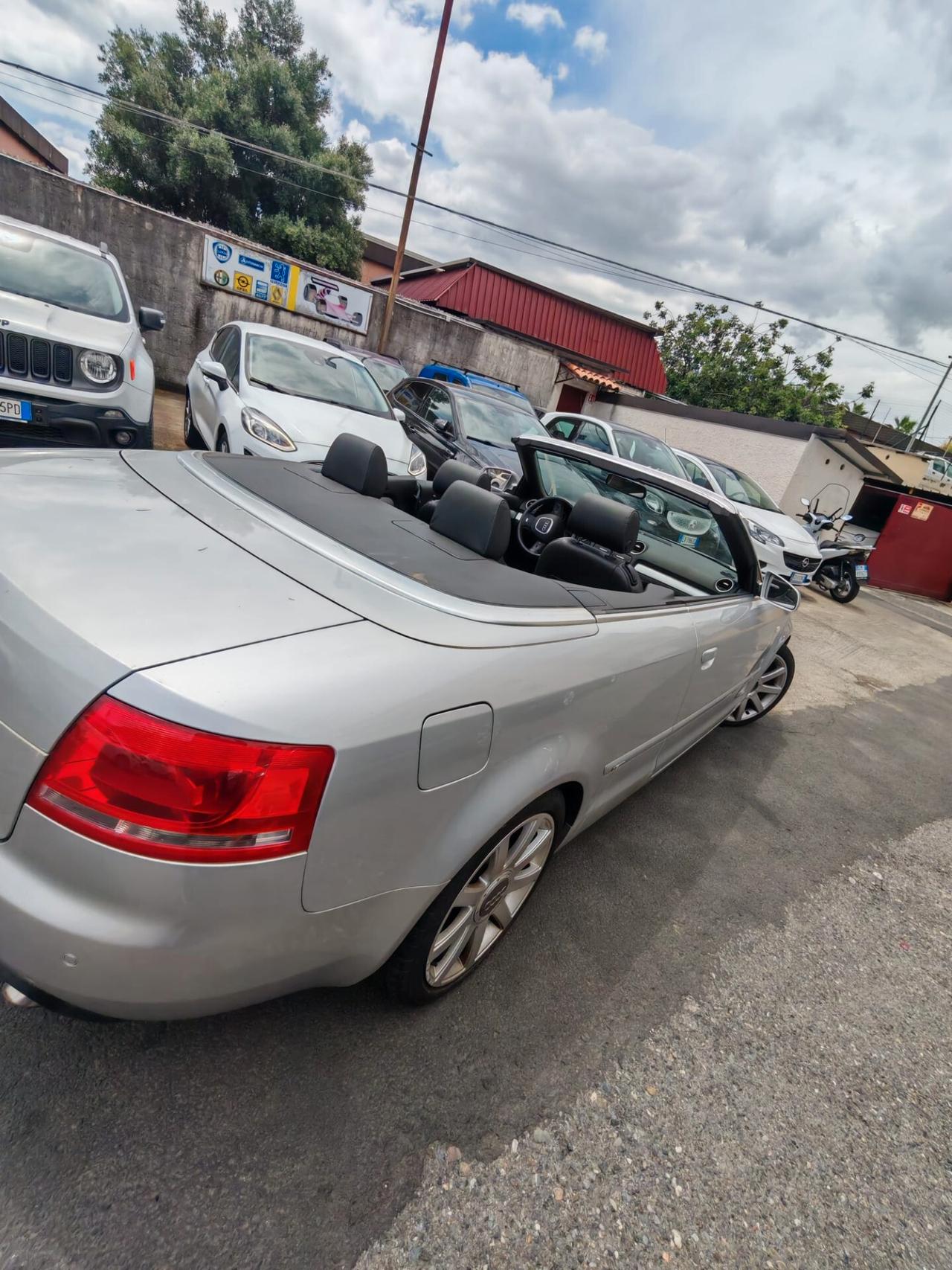Audi A4 Cabriolet 2.0 TDI F.AP. Top plus