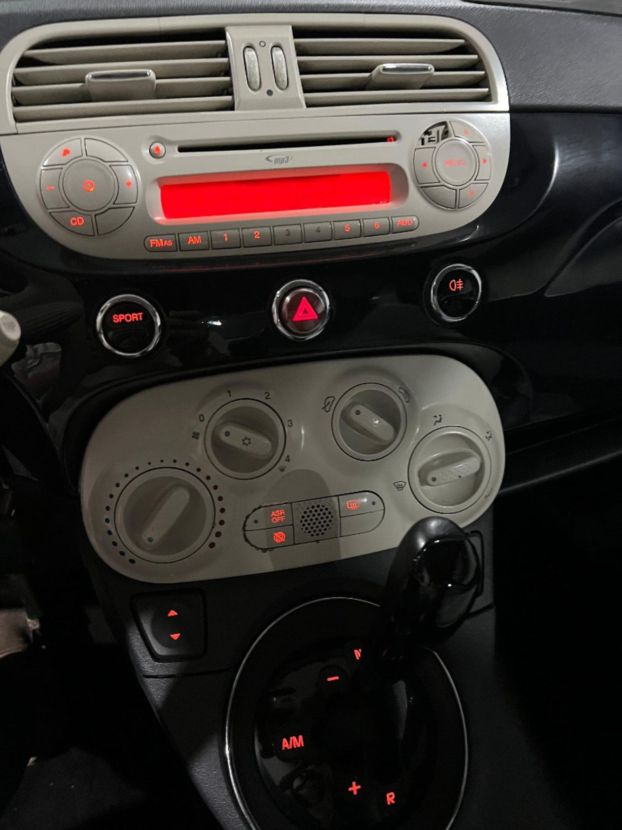 Fiat 500 1.4 KM 123.000 ( CAMBIO AUTOMATICO)