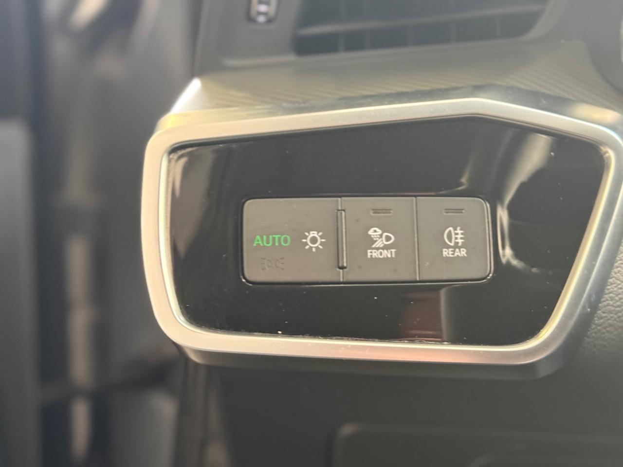 Audi A6 Avant 40 2.0 TDI S tronic Business Sport