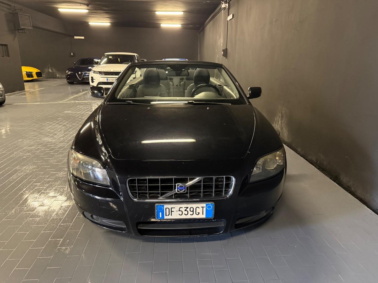 Volvo C70 2.4 D5 20V Momentum